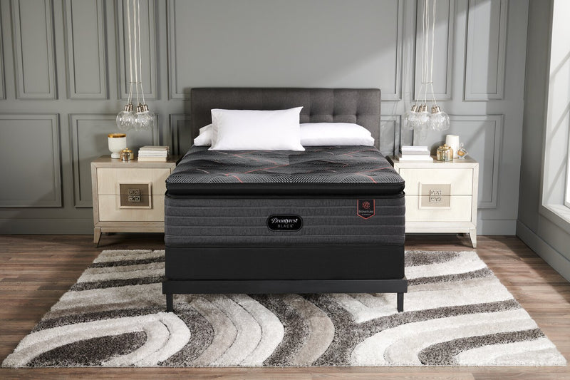 Ensemble sommier à profil bas Signature de Beautyrest BlackMD pour très grand lit