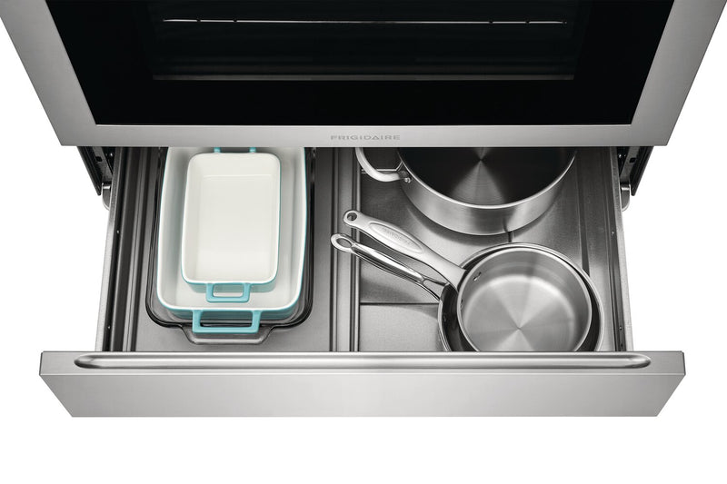 Cuisinière à induction Frigidaire de 5,3 pi³ avec surface de cuisson facile à nettoyer et cuisson par convection - acier inoxydable - FCFI308CAS