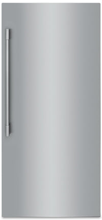  Réfrigérateur Frigidaire Professional de 19 pi³ à 1 porte - FPRU19F8WF 