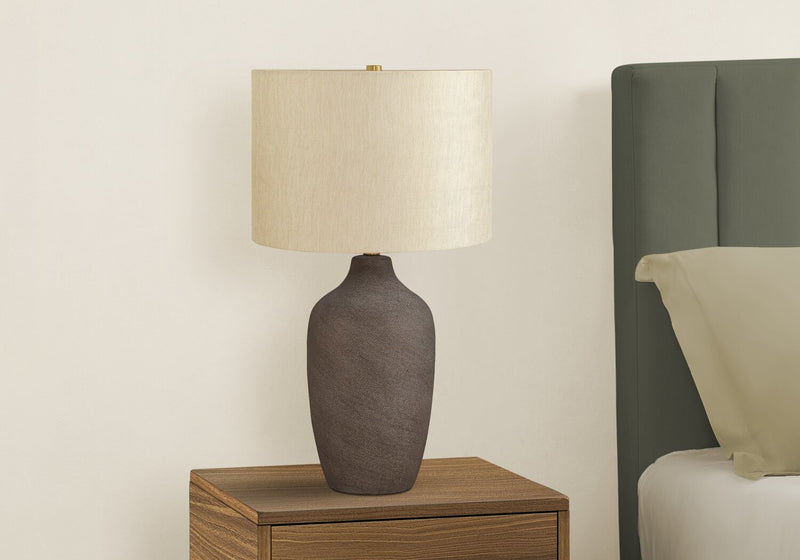 Lampe de table de 27 po en céramique grise avec abat-jour beige