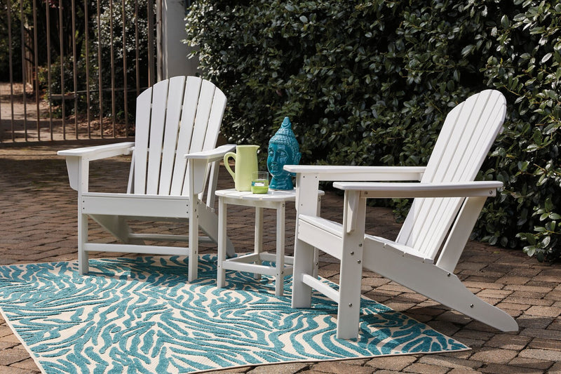 Table de bout Bask pour la terrasse à l’extérieur - 15 po (L), plastique à haute densité, résistante aux rayons UV et aux intempéries - blanche
