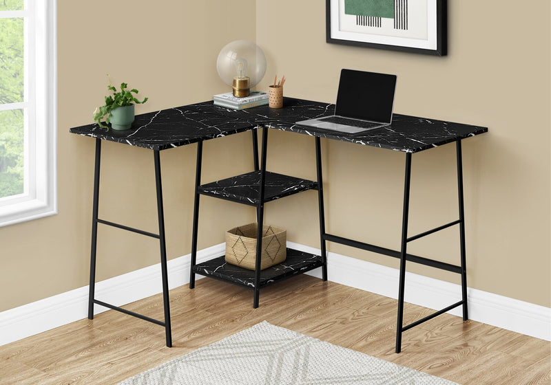 Bureau en forme de L Evlin de 42 po à tablettes - apparence marbre noir