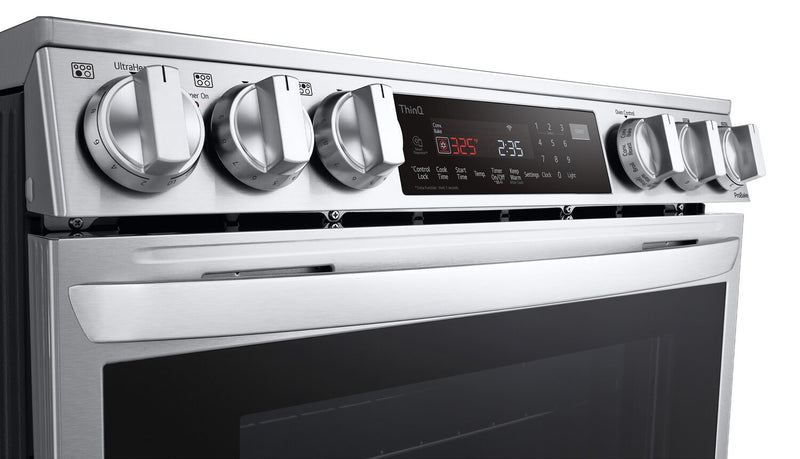 Cuisinière intelligente électrique LG de 6,3 pi³ avec friture à air et convection ProBake ConvectionMD - acier inoxydable Smudge-ProofMD - LSEL6335F