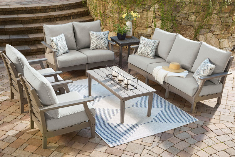Table de bout Cape pour la terrasse à l’extérieur - 21 po (L), plastique à haute densité, résistante aux rayons UV et aux intempéries - grise