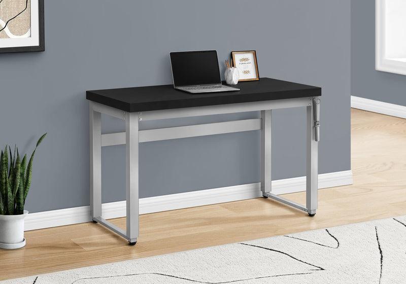 Bureau Kai de 47,25 po à hauteur réglable - noir et argenté