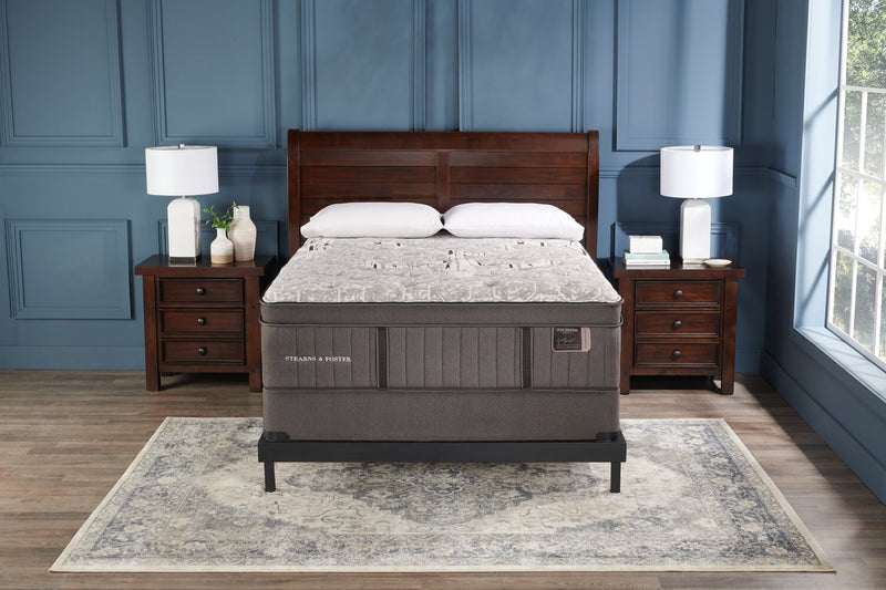 Ensemble sommier divisé Stearns & Foster pour grand lit