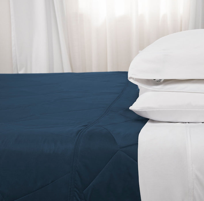 Couverture rafraîchissante BEDGEAR pour grand lit - bleu marine