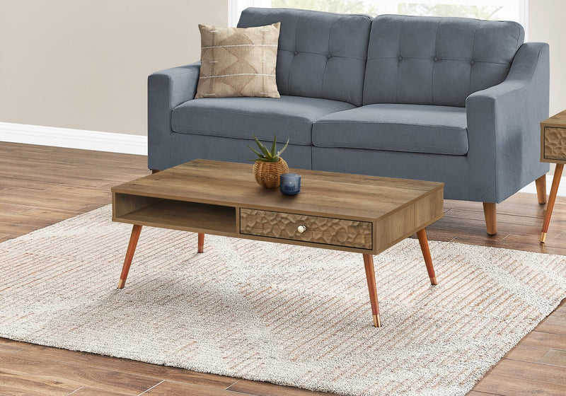 Table à café moderne Cydney de 43,5 po avec rangement - pattes en bois au fini noyer