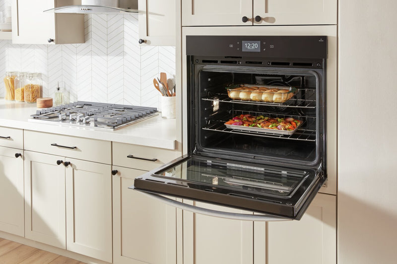 Four mural simple électrique Whirlpool de 4,3 pi³ et de 30 po avec convection véritable - acier inoxydable résistant aux traces de doigts - WOES7030PZ