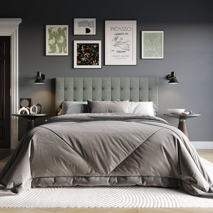Tête de lit rembourrée Ellis en tissu gris avec capitonnage à boutons - format très grand lit