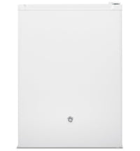 Réfrigérateur compact GE de 5,6 pi3 avec support à canettes - GCE06GGHWW 