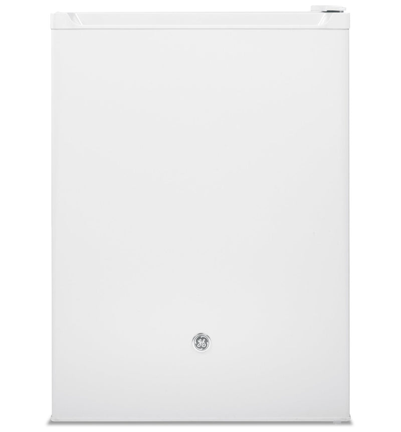 GE 5.6 Cu. Ft. Compact Refrigerator with Can Rack - GCE06GGHWW - Refrigerator in White