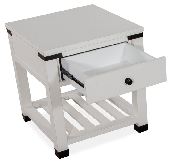 Table de bout moderne Harper de 24 po avec rangement et tablette - pin blanc