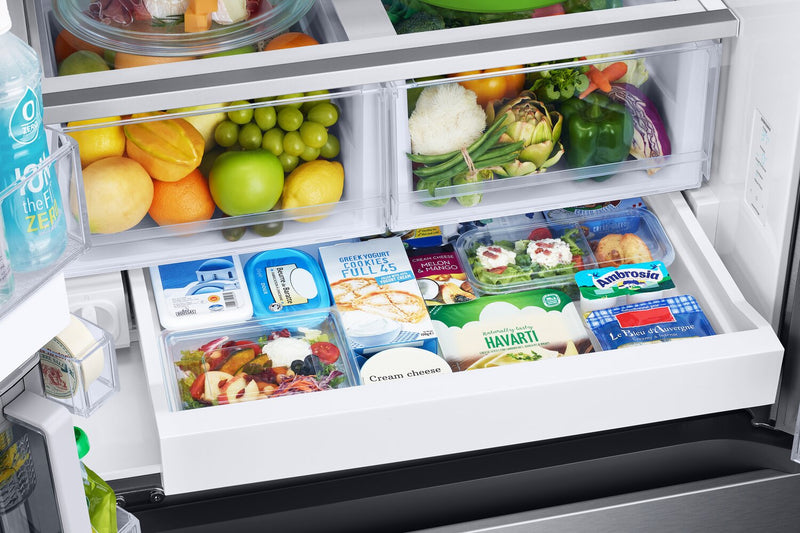 Réfrigérateur Samsung de 24,5 pi³ et de 33 po à portes françaises avec zone de boissons Beverage CenterMC et pichet d’eau à remplissage automatique - acier inoxydable noir - RF25C5551SG/AA