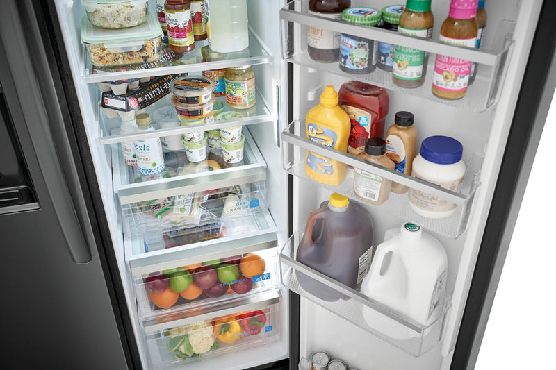 Réfrigérateur Frigidaire Gallery de 22,3 pi³ et de 36,1 po de profondeur comptoir à compartiments juxtaposés - acier inoxydable noir Smudge-ProofMD - GRSC2352AD