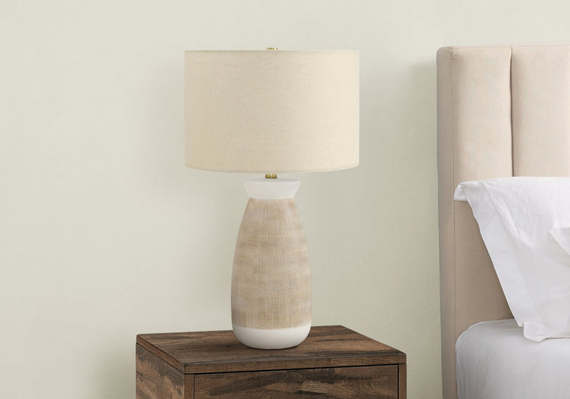 Lampe de table de 27 po en céramique crème avec abat-jour beige