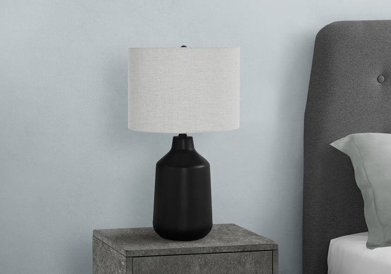 Lampe de table de 24 po béton noir avec abat-jour gris