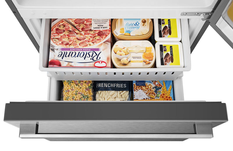 Réfrigérateur Hisense de 17 pi³ et de 31 po à congélateur inférieur - titane - RB17A2CSE