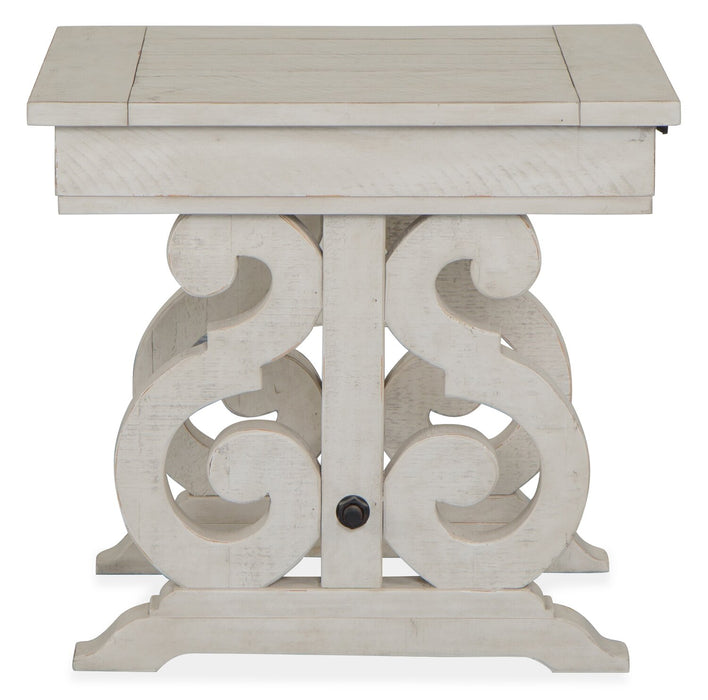 Table de bout traditionnelle Bronwyn de 22 po avec rangement - pin albâtre avec base en bois à volutes