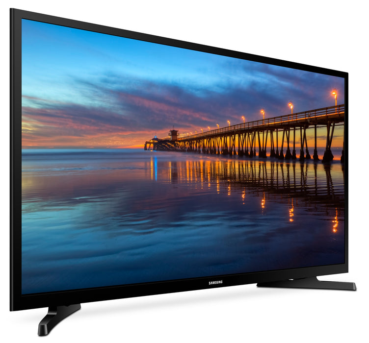 Téléviseur intelligent Samsung Full HD de 32 po à 60 Hz à rétroéclairage direct avec HD et PurColourMD (UN32N5300AFXZC)