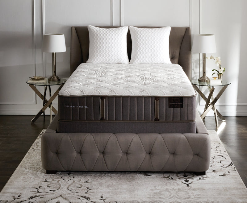 Ensemble matelas ferme Finsbury de Stearns & Foster pour lit double 