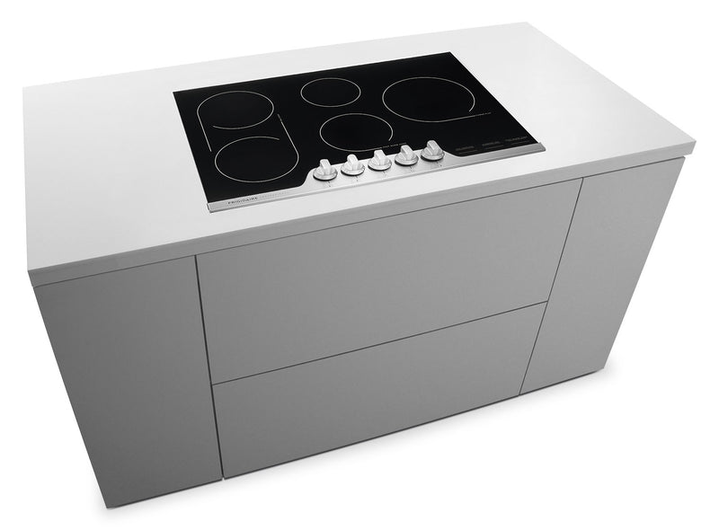 Surface de cuisson électrique Frigidaire Professional de 30 po à 5 éléments - acier inoxydable - FPEC3077RF